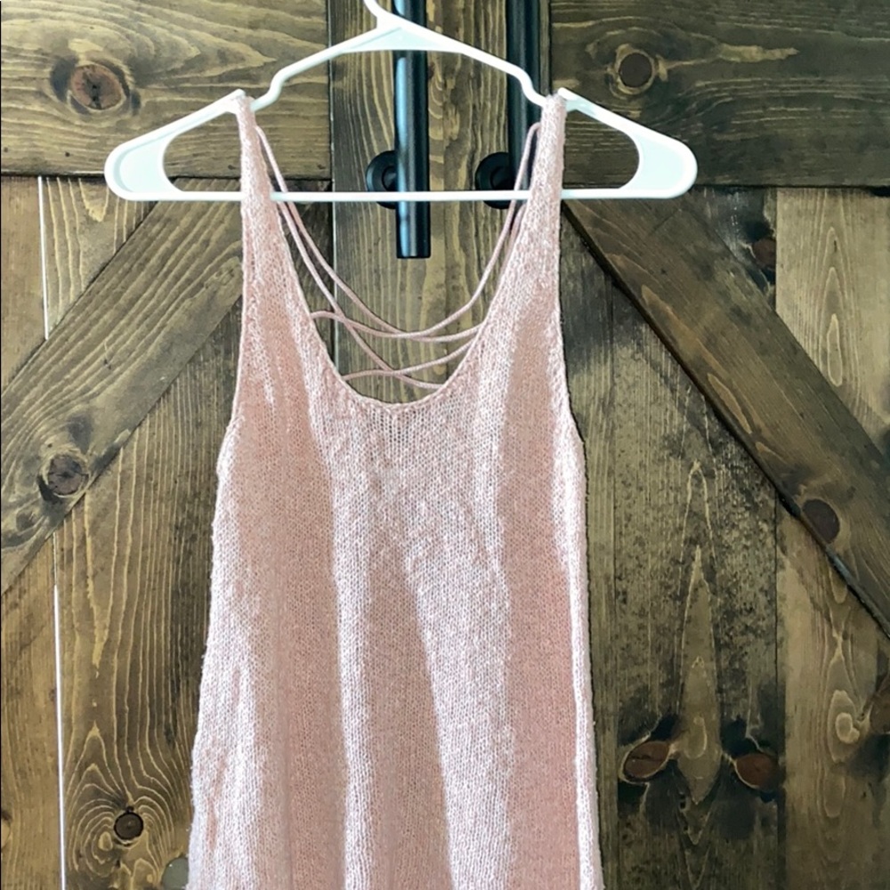 Light pink beach tank